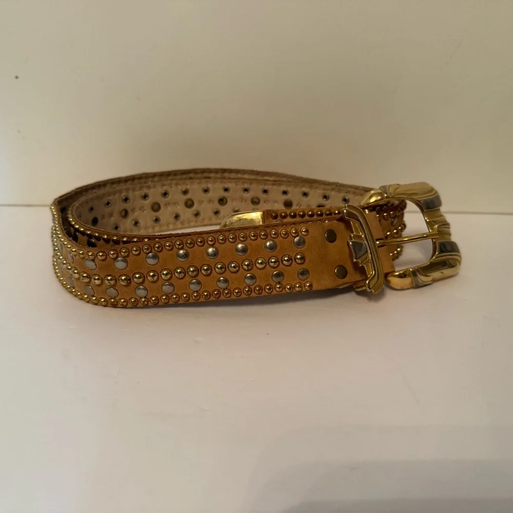 SAND CASTLE USA BELT TAN LEATHER GOLD SILVER STUDS BUCKLE No size Fits M